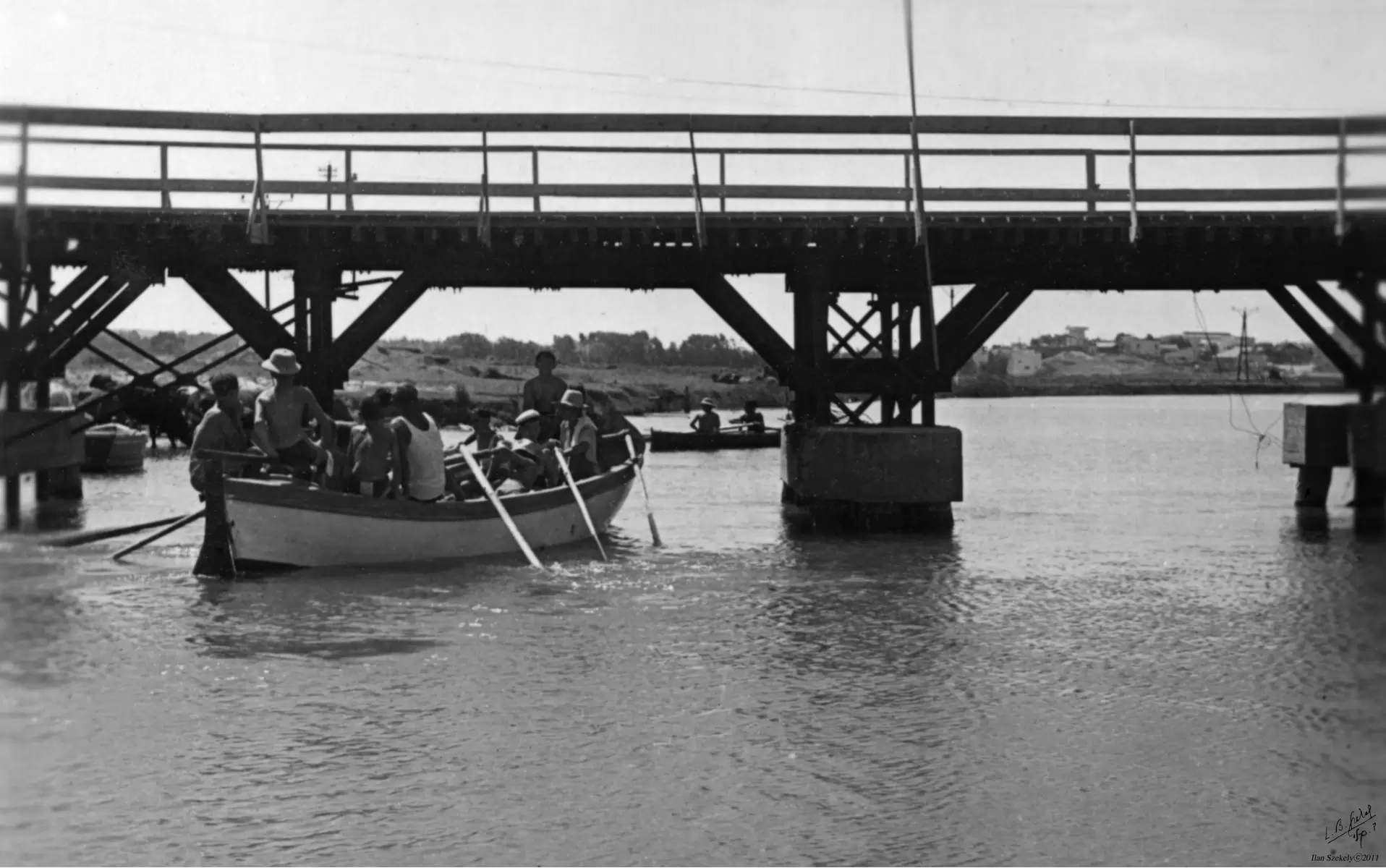 תל אביב 1939 סירות וגשר - דוד לסלו סקלי -  - מק''ט: 142921