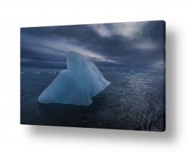 צילומים שרון טריבלסקי | קרחון בלב ים